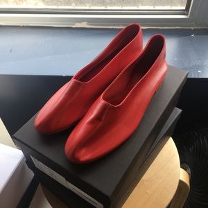 Martiniano Glove Shoes Cherry